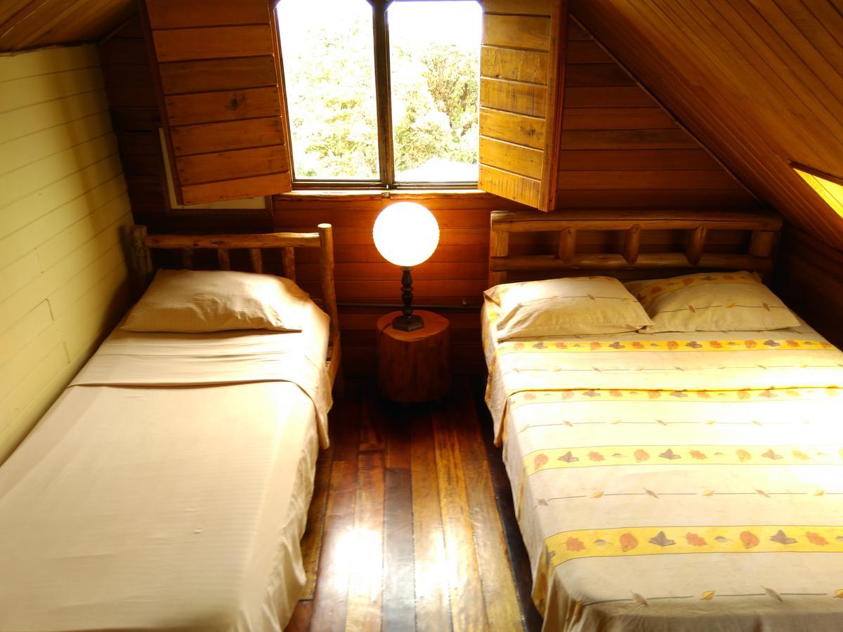 Bed and Breakfast Iyok Ami à Cartago Extérieur photo