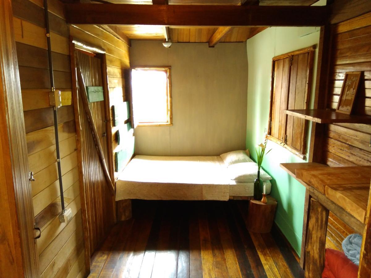 Bed and Breakfast Iyok Ami à Cartago Extérieur photo