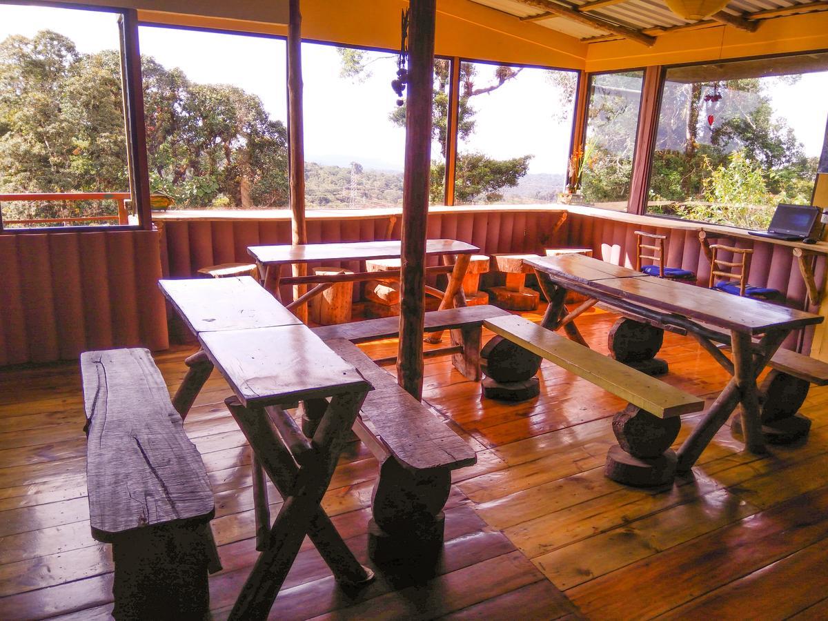 Bed and Breakfast Iyok Ami à Cartago Extérieur photo